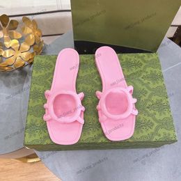 designer Sandals jelly rubber cut out slipper slide Women Interlocking Cut-out Shoes Lady Flip Flops Slip On Beach Slide Flat Casual Walking