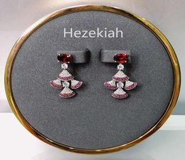 Hezekiah S925 Sterling silver fan earrings high quality Aristocratic temperament ladies earrings Prom party Red zircon Eardrop3190920