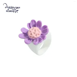 Cluster Rings Dvacaman 2024 Summer Fashion White Color Resin Colorful Sunflower Geometric Square For Women Girls Accessories Jewelry