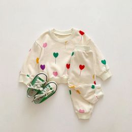Sets 03Years Baby Boy Girl Autumn Clothes Set Ins Style Heart Balloon Pattern Pullover Sweatshirt Tops Long Pant 2PCS Outfits Suit