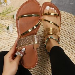 Slippers 2024 Summer Women's Fashion Golden Patent Leather Flat Heel Sandals Bling Rhinestone Narrow Band Beach Casual