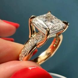 Bands Luxury Fashion Rings for Women Silver Colour Square Princess Cut Metal Inlaid White Zicron Stones Ring Wedding Jewellery