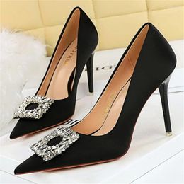 Dress Shoes Women 10.5cm High Heels Scarpins Silk Satin Crystal Buckle Pumps Lady Green Fetish Wedding Bridal Prom Plus Size 34-43