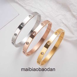 High End Jewellery bangles for Carter womens There are total of thirty styles of shiny nail single with or diamonds Original 1:1 With Real Logo and box