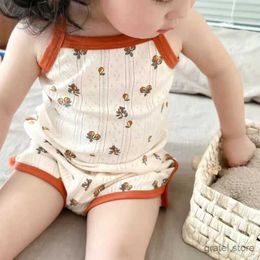 Clothing Sets 2 Pieces Summer New Baby Sleeveless Tops and Tight Waist Shorts Suit Girls Clothing Set Kids Cotton Clothes