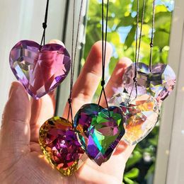 Decorative Figurines Heart Shaped Wind Chimes Suncatcher Hanging Pendant For Window Door Crystal Rainbow Prism Windbell Wall Ornament Garden