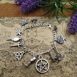 Bransoletka Comprehensive Styles Comprehensive Styles Rose Witch Wicca Acorn Greenman Różne kamienie szlachetne Wisior Bracelets 240423
