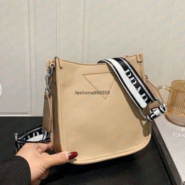 designer bag tote bag classic handbag wholesale crossbody bag material bag womens handbag fast shipping drop shipping Fall/Winter plush bag totes Vagrant bag 201906