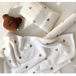 Blankets Soft Warm Coral Fleece Flannel Blanket Bear Olive Embroidery Baby Swaddle Wrap Born Infant Kids Bedding Winter Autumn