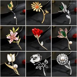 Brooches Freshwater Pearl Tulip Rose Sunflower For Women Luxury Zircon Elegant Jade Magnolia Broche Clothing Accessories Pin