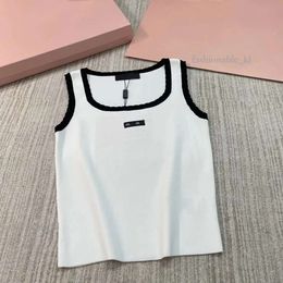 Miu Summer Tank Top Designer Womens Vest Women Tank Fashion Colorful Letter Water Black Waist Exposed Tank Top Young Girl Sports Tight Womens Top T Shirt 390