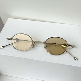 women mens sunglasses GM small circular frame optical lenses matched with a unique angle flower essential for trendsetters chenel