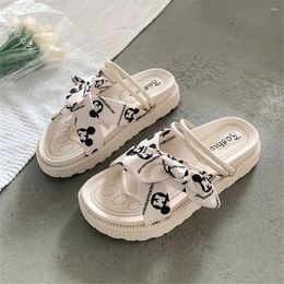 Slippers Light Weight Slip-resistant Shoes Ladies Loafers Sandal Women 2024 Travel Flip Flops Sneakers Sports Models