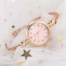 Wristwatches Women Watches Small Gold Bangle Bracelet Watch Stainless Steel Retro Ladies Quartz Wristwatch Clock Fashion Dress Watch 240423
