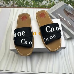 2024 Designer Sandals Herringbone Shoes Luxury Women Summer Woody Clogs Mule Flat Sandal Slide Letter Loafers Slippers Womens Beach Slippers
