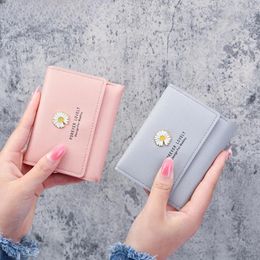 Wallets Women Short Wallet Small Three-fold Handmade Daisy Multi-card Card Holder Coin Purse Simplicity Simple Student