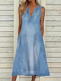 Lässige Kleider Sommer ärmellose A-Line-Kleid Frauen sexy V-Ausschnitt Blue Denim Lose Midi Taschen Strand Long