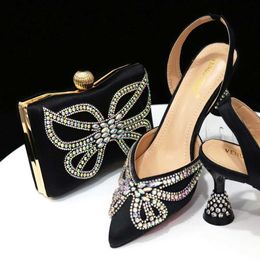 Sandals New Arrival Italian Design Black Color Woman Shoes And Bag Set African Mid Heels Shoes And Matching Bag For WeddingL2404