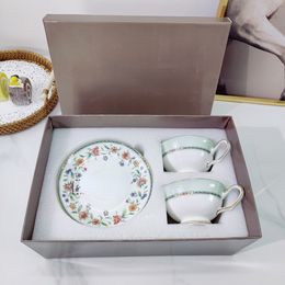 Designer Cups and Saucers Sets W Flower Dance Butterfly Luxury English Coffee Cup Saucer Bone China Flower Afternoon Tea Cup Set