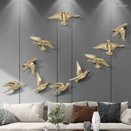 Decorative Figurines Simple 3D Three-dimensional Bird Wall Hanging Living Room Decoration Golden Animal Sofa TV Decor Accessories