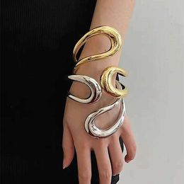 Perlen übertriebene Metallhöhlen Geometrie Einstellbare offene Armbänder für Frauen Männer Street Hip-Hop Punk Jewelry Party Accessoire 240423