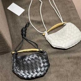 Tote bag high definition Leather Versatile sardine Woven Womens Advanced Hand Dumpling One Crossbody