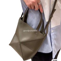 Loe Designer Bag Shoulder Bags Lady 2024 Puzzle Fold Classic Leather Shoulder Totes Summer Small Size Geometry Simple Tote Design Crossbody Handbag