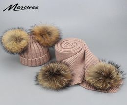 Mother And Child Hat And Scarf Set Wool Winter Real Natural Fur Pompom Knitted Bobble New Beanies Scarves Pom Pom Skullies Y1911121817391