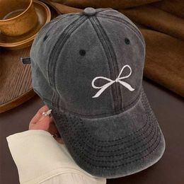 Ball Caps Women Washed Cotton Baseball Caps Retro Designer Embroidered Bow SprSummer Snapback Hats Casual Grils Sun Visors Gorras J240425