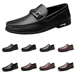 Gai Designer Men Casual Shoes Casual Business Business Smellone in pelle di mezza età Office Black Brown Leather Casual Shoes