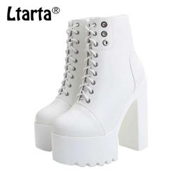 Boots Womens White Black Boot Singer Chunky Heel Booties Platform Performance Super High Heel Stage Boots H240425