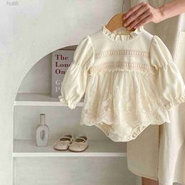 Rompers 6969 Baby Girls Clothes Romper Skirt 2023 Autumn New Lace Skirt Long SleEve One Piece Clothes Climbing Dress d240425
