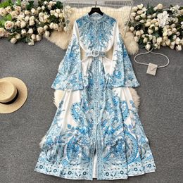 Casual Dresses Runway Retro Paisley Long Dress Women's O-Neck Flare Sleeve Single Breasted Belt Vintage Floral Print Maxi Party Robes 2381