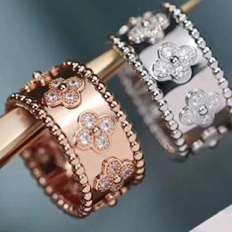 Ringdesigner Lyxiga smycken ringar för kvinnor Hög version 925 Sterling Silver Kaleidoscope Ring med 18K Gold Plated Clover Flower Bead Edge