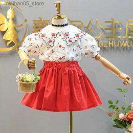 Clothing Sets Summer new womens clothing set embroidered cherry lace lapel top+elastic waist tight fitting two-piece baby suit for childrens Q240425