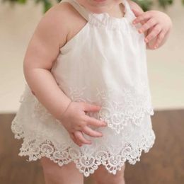 Rompers Bowknot Lace Up Baby Girls Jumpsuit Floral Lace Embroidery Ruffle Layers Princess Birthday Dress Summer Toddler Newborn Romper H240425