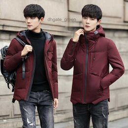 Mens Down Winter Jackets Short Duck Jacket Man Black Hooded Warm Casual Coat Parkas Outerwear Casaco Masculino KJ497