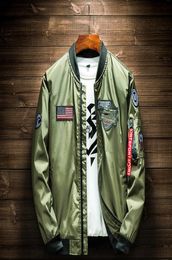Army Green Bomber Jacket Men Fashion American Flag Patch Designs Pilot Jacket Ribbons Zipper Pocket Baseball Uniform Male Coat3823961