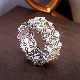 Band Rings Retro Hollow Diamond Ring Two-tone Line High-end Ladies Jewelry Engagement Wedding Gold Couple H240425