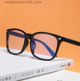 Güneş Gözlüğü Oyun Gözlükleri Mavi Işık Engelleme Erkekler Kadın Kare Mavi Filtre Anti Mavi Işınlar Optik Gözlükler Mat Siyah Şeffaf Gözlük Q240425