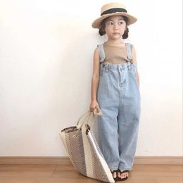 Övergripande familj look matchande kläder denim övergripande mor barn byxor casual h240425