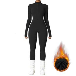 Yoga Jumpsuits Womens Tracksuit Yoga Set Workout Long Sleeve Zipper Sportswear Gym Set Workout Clothes for Women 240410