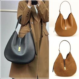 Niche Brand Design Women's Fashion Classic Soft Leather One Shoulder Crossbody Underarm Bag Large Capacity Commuter Tote Bag Travel Mommy Beach Bag Black Brown