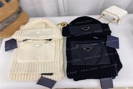 Men Women Fashion Scarf Hat Sets 2 Pieces Designer Scarf Bucket Hats Cashmere Scarves With Pocket Winter Wollen Knitting Luxury Sc3828216
