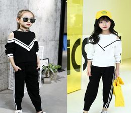 2019 New Fashion Teen Kids Girls Stripe Tracksuit Off Shoulder Tops Pants Sports Suits Outfits Children Clothes Suits5226682