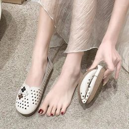 Casual Shoes Designer Flats Women's Comfortable Summer Hollowed Out Retro Flat Single