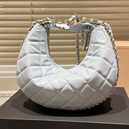 Womens Luxury moon 23p Designer Bag chenel sheepskin Crescent Diamond Cheque Chains Crossbody Small High-grade Single Shoulder