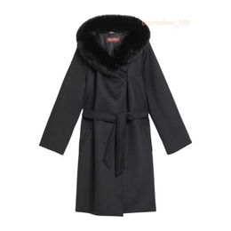 Designer Coats Cashmere Coats Luxury Coats MAX Maras Womens Fox Edging Hood With Pure Wool Inner Lining Black Coat