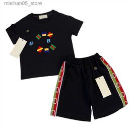 Clothing Sets New luxury clothing set Childrens Set Boys Summer Baby Designer childrens sportswear 90cm-150cm B03 Q240425