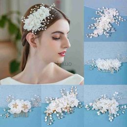 Wedding Hair Jewellery White Flower Handmade Bridal Hair Combs Clips Wedding Hair Accessories Pearls Crystal Headpiece Head Jewellery d240425